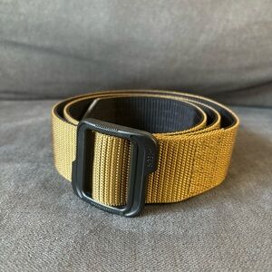 5.11 Tactical Double Duty Reversible Belt Men's Large 1.5" Coyote & Black